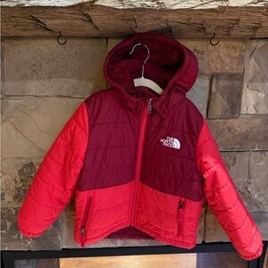 Little Kids The North Face reversible puffer jacket (sz 6)